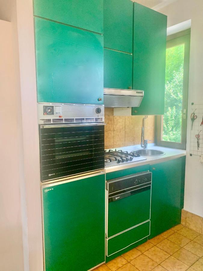 Green Apartment Albavilla Eksteriør billede