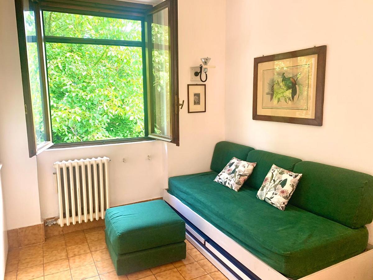 Green Apartment Albavilla Eksteriør billede